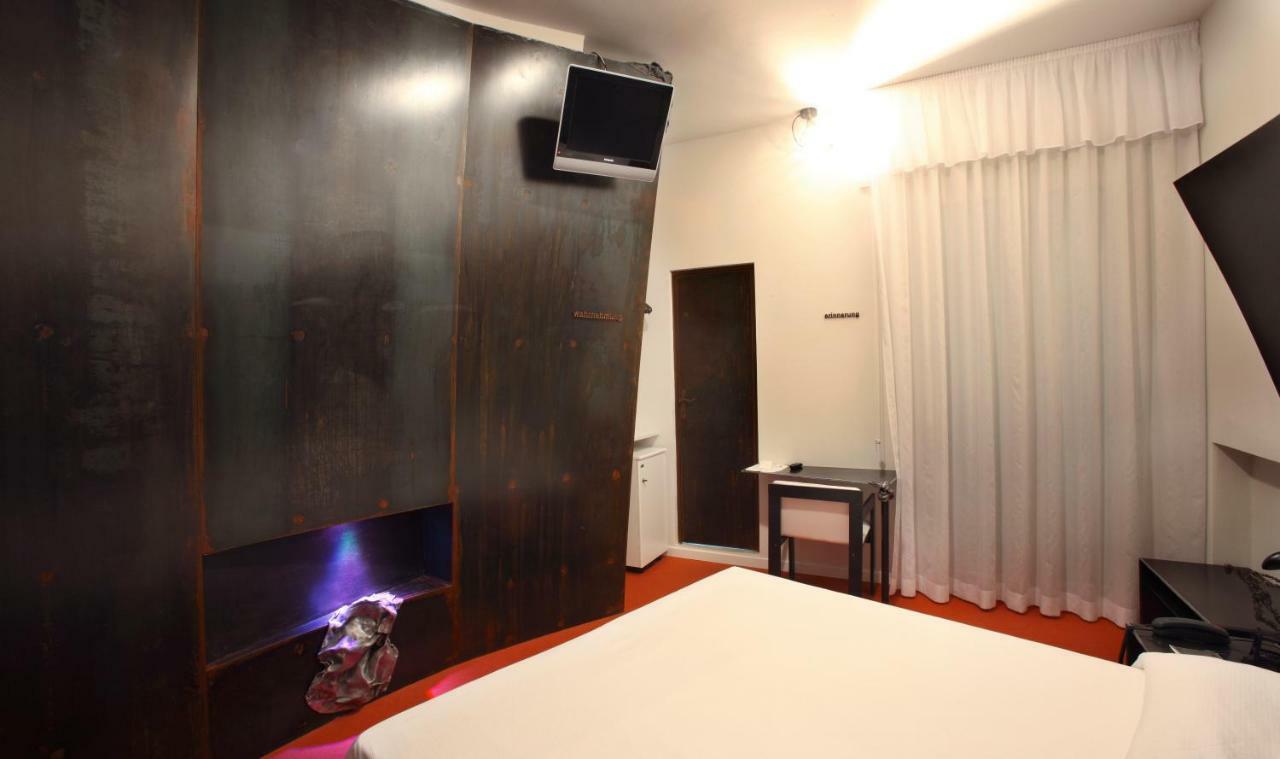 Hotel Alexander Museum Palace Pesaro Kültér fotó