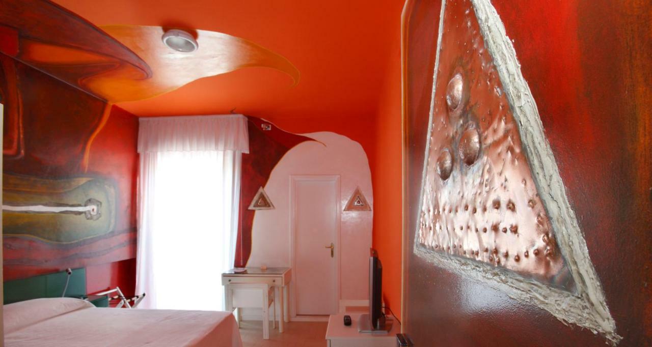 Hotel Alexander Museum Palace Pesaro Kültér fotó