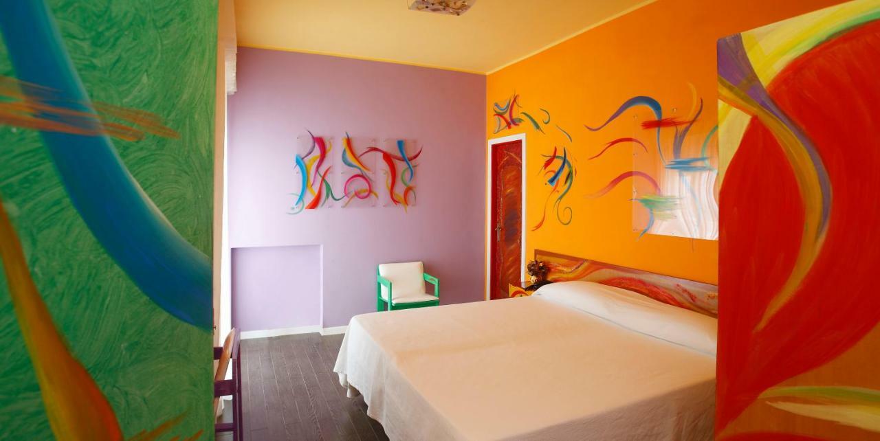 Hotel Alexander Museum Palace Pesaro Kültér fotó