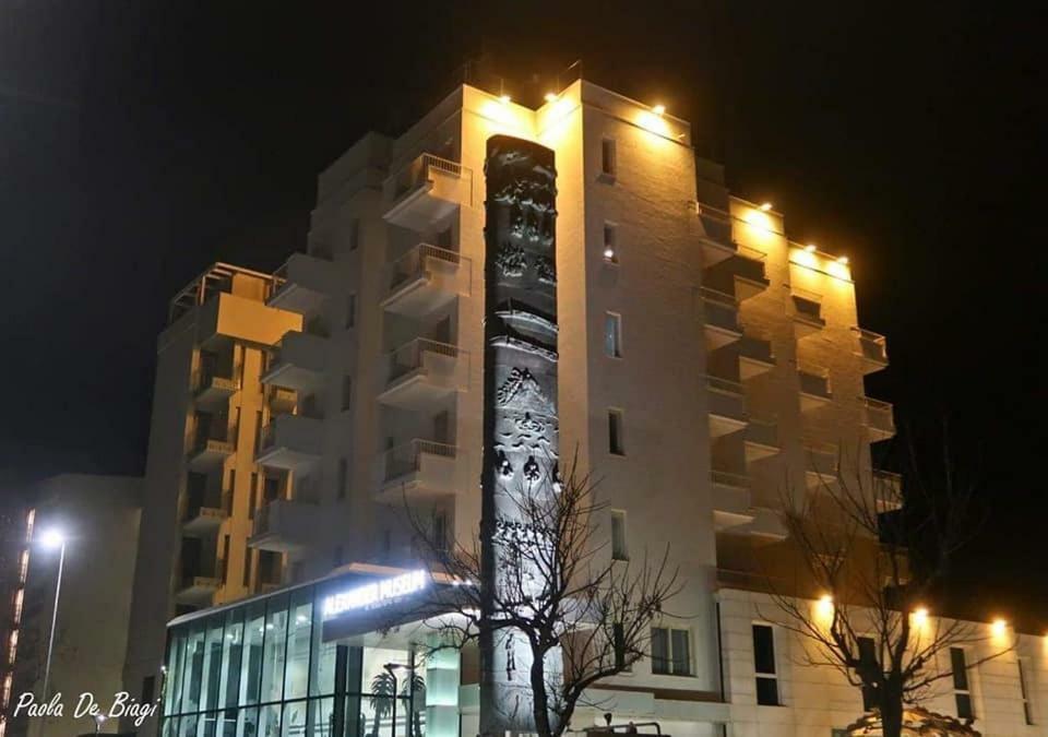 Hotel Alexander Museum Palace Pesaro Kültér fotó